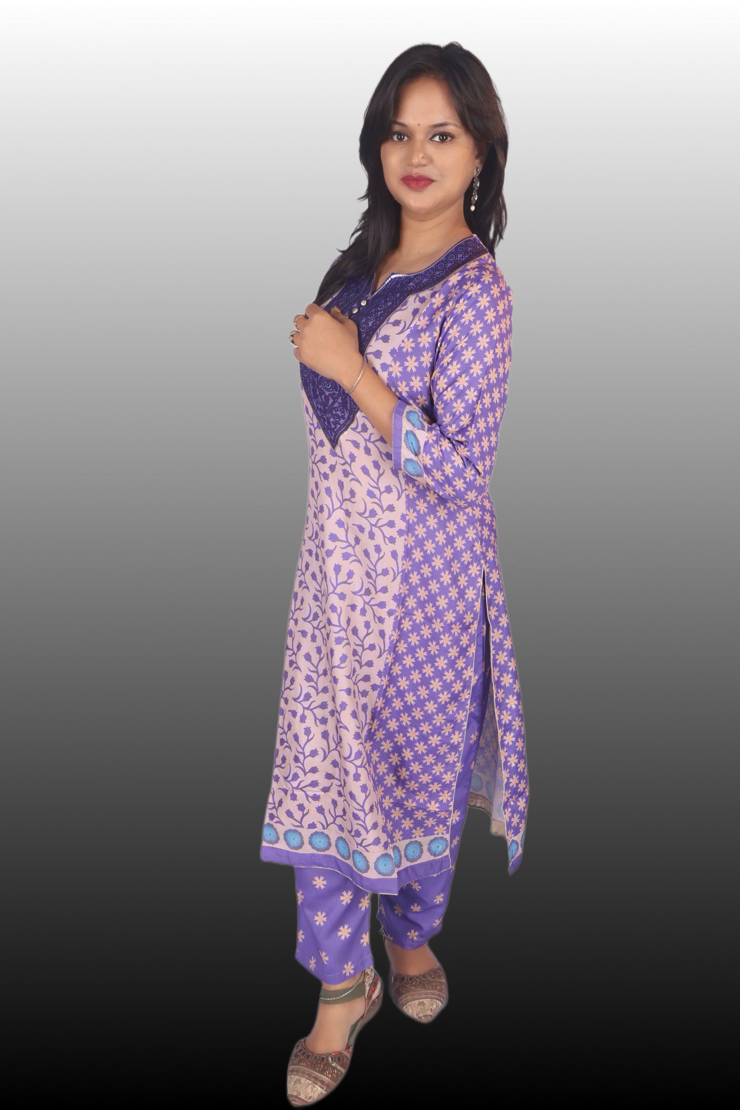 Kiaasa
Blue Collar Straight embroidery Kurta with Pant